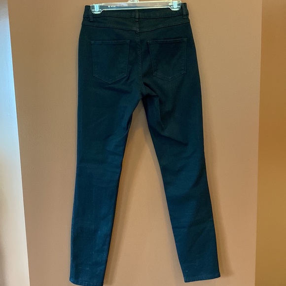 Reaction Kenneth Cole, ladies black denim in size 4. Lots of stretch. - Picture 3 of 8